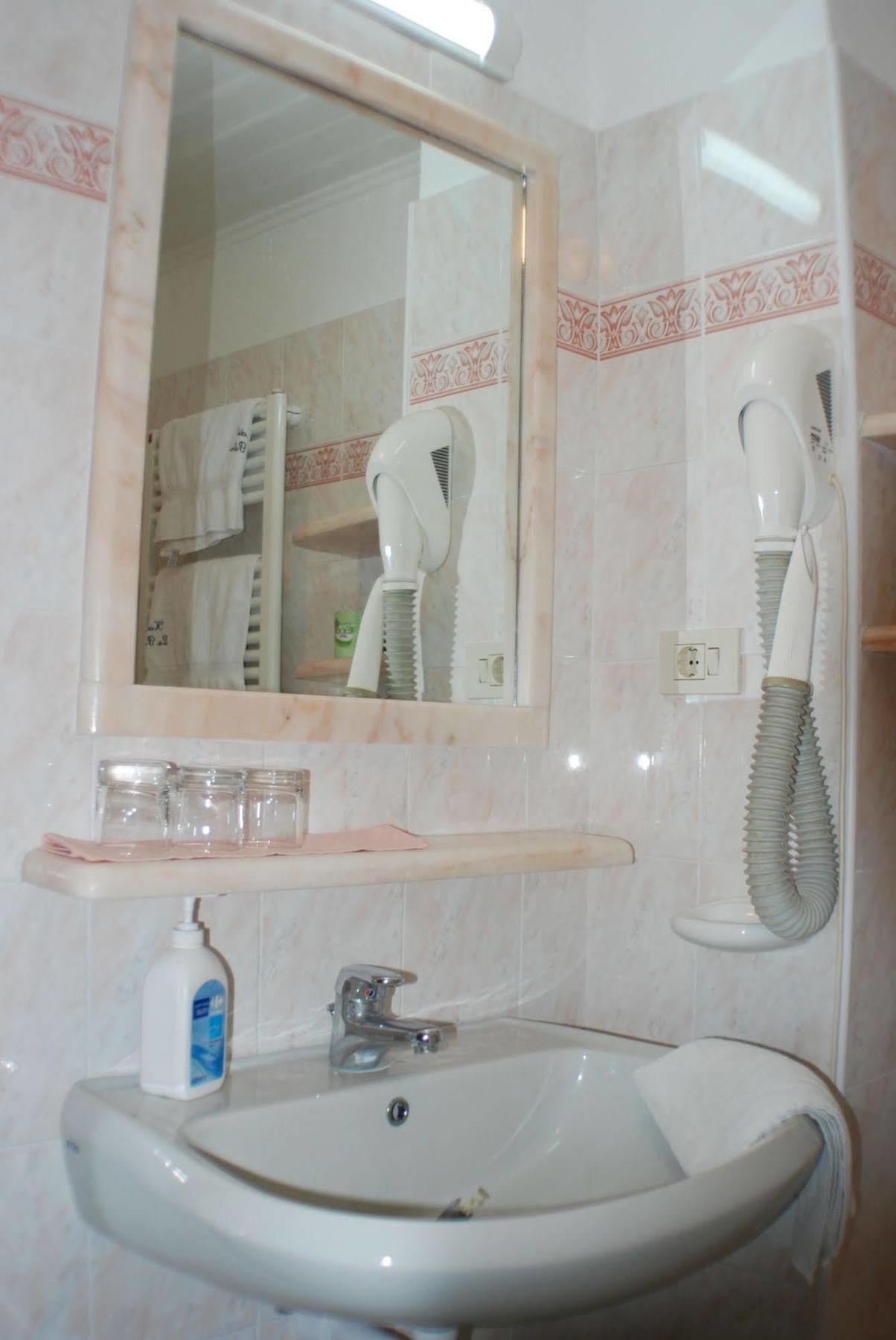 Hotel La Palma Sant'Angelo  Екстер'єр фото