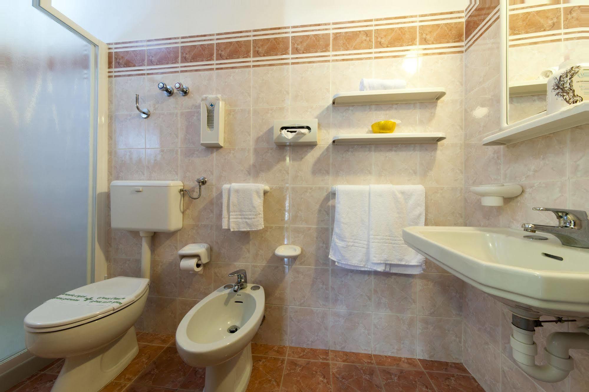 Hotel La Palma Sant'Angelo  Екстер'єр фото