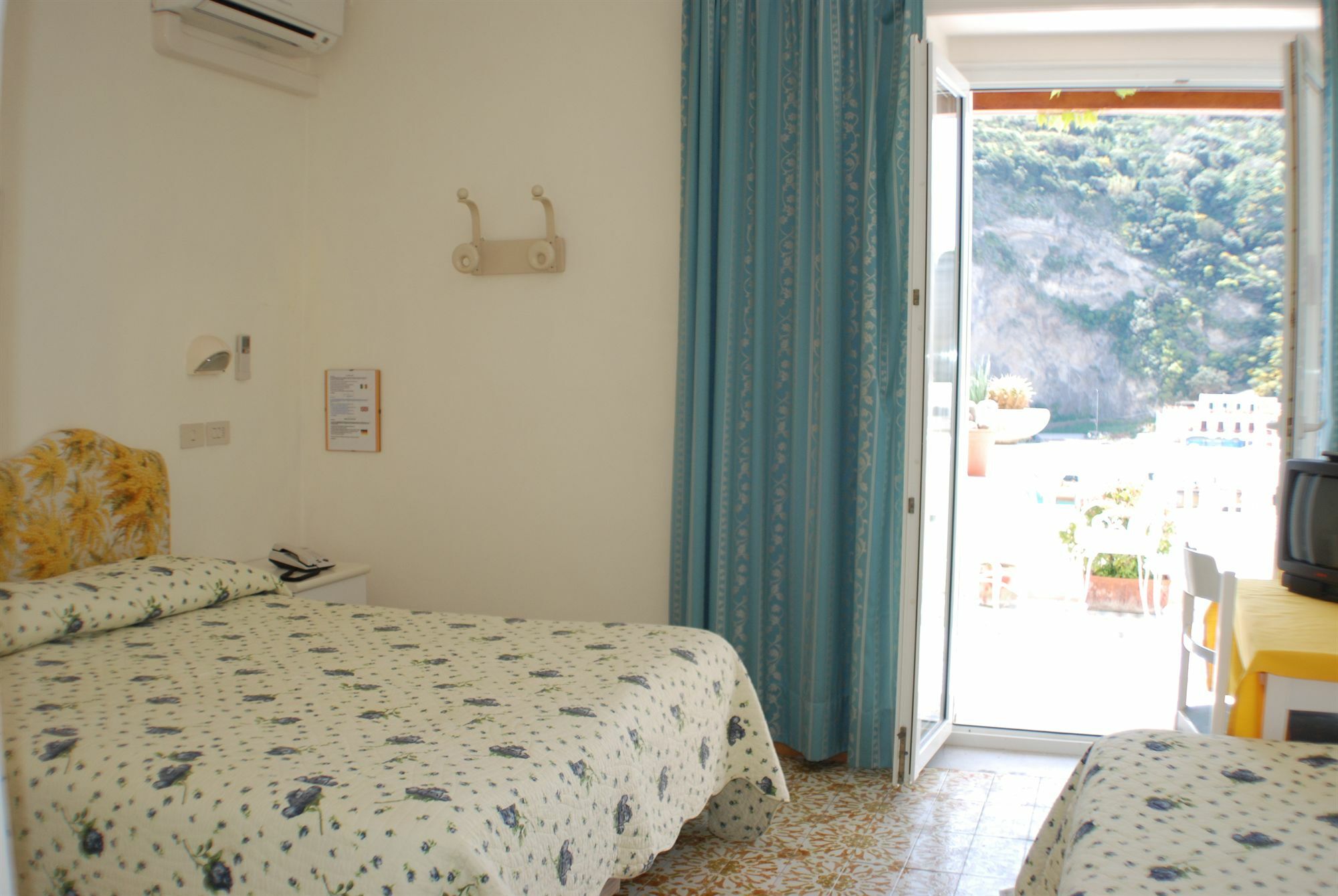 Hotel La Palma Sant'Angelo  Екстер'єр фото